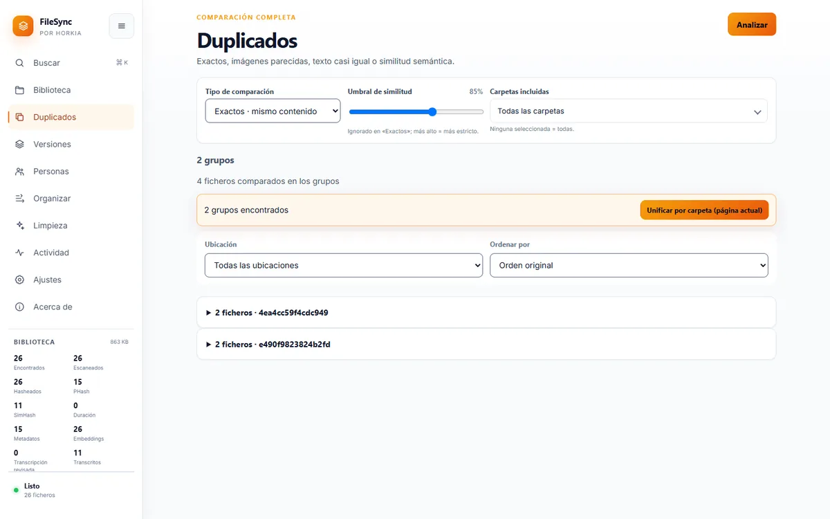 Pantalla de duplicados de FileSync con selector de tipo de comparación, umbral de similitud y grupos de ficheros idénticos